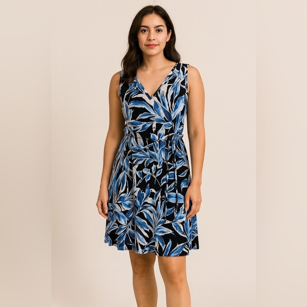 Sami & Jo Blue and Black Patterned Dress. Size PL.